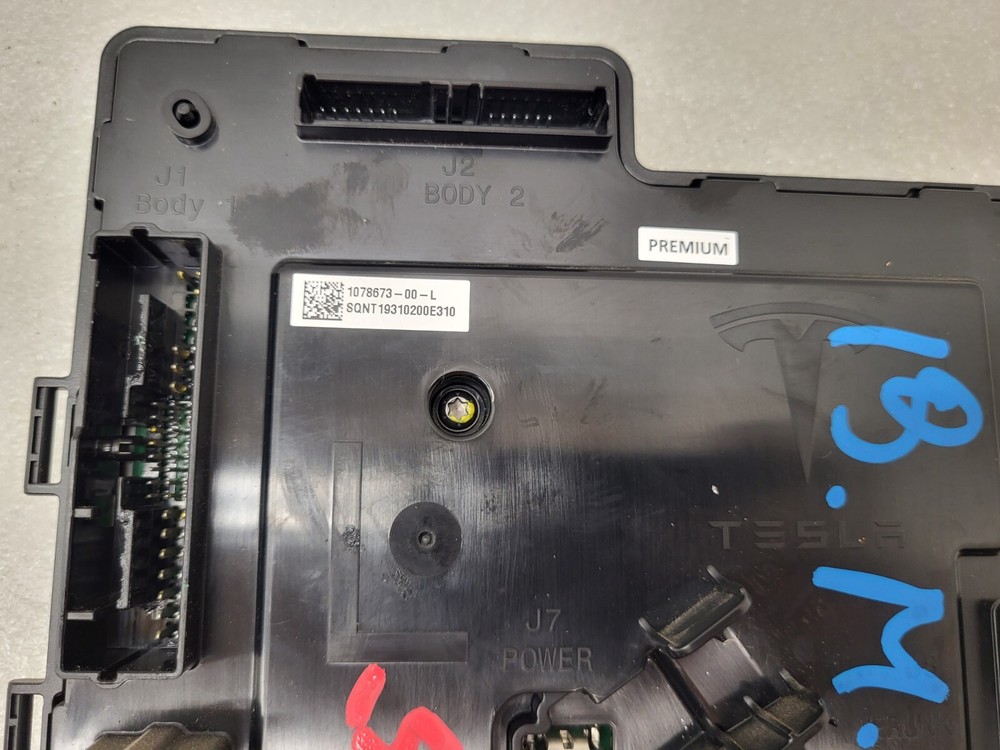 ⭕ 17-23 Model 3 Front Left ECM Low Voltage Controller Unit Module 1078673-00-L