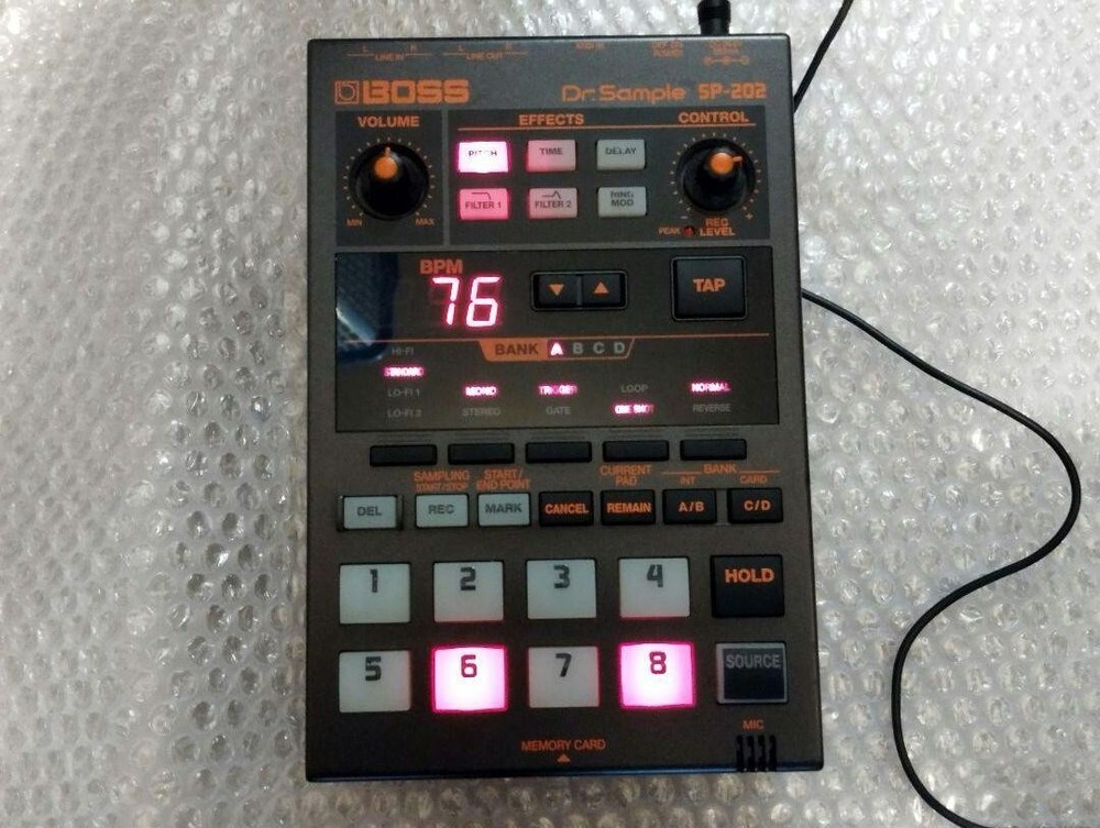 BOSS SP-202 Dr. Sample Sampler Looper Drum Machine Roland