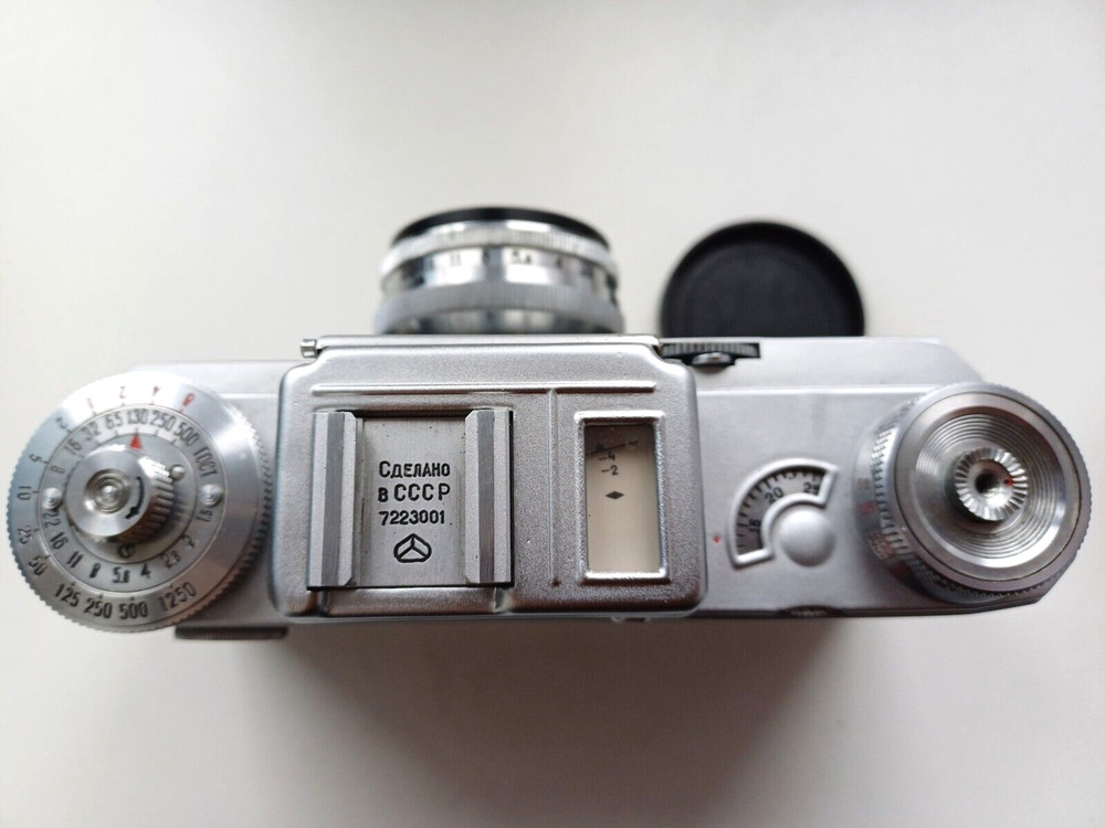 RUSSIAN USSR "KIEV" CAMERA