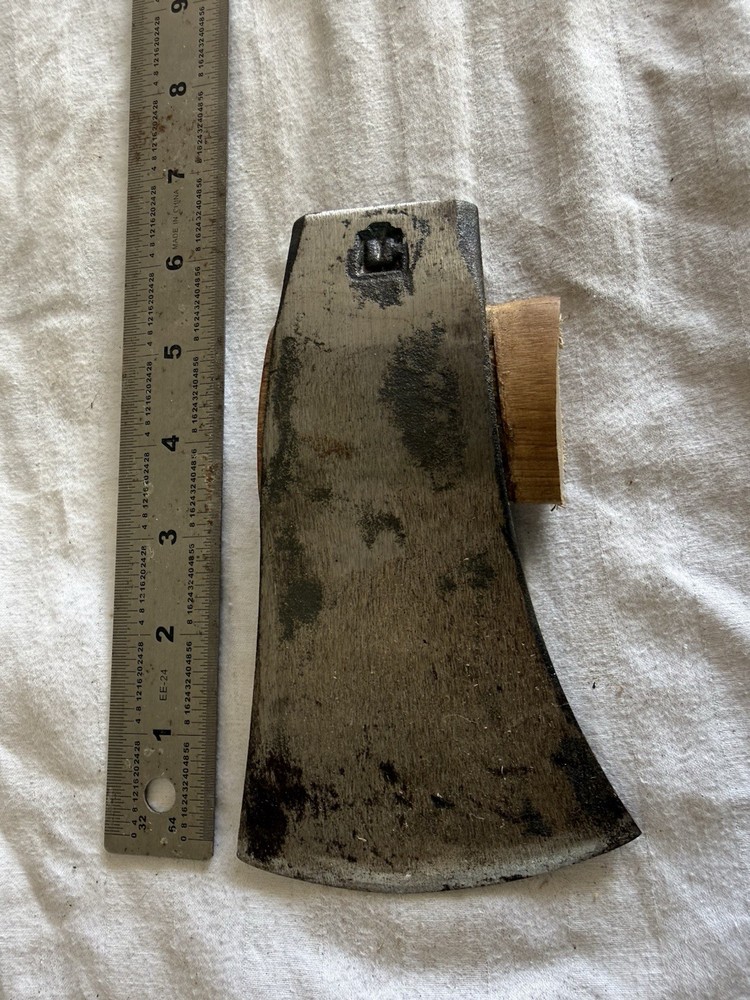 Flying Fox Tomahawk Head