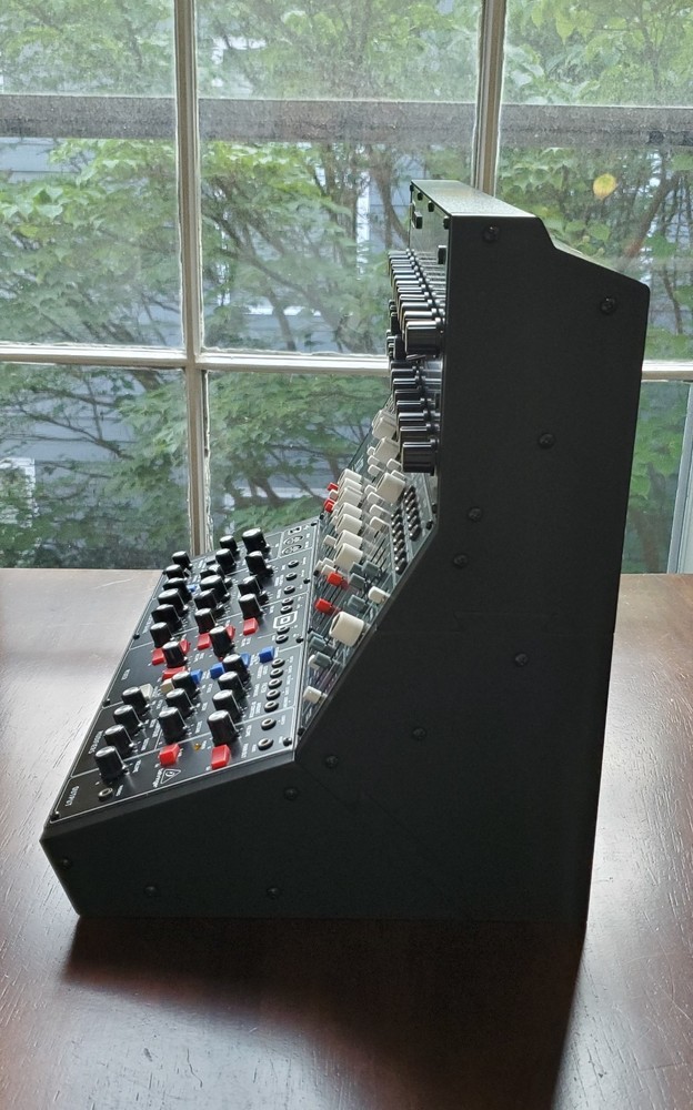 Behringer Synthesizer Synth Module Stand 3-Tier Printed Stand Black PLA