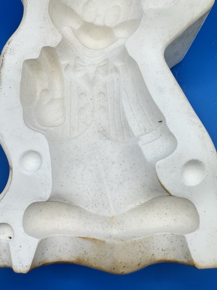 Vintage Unbranded Ceramic Casting Mold Smiling Mickey Mouse