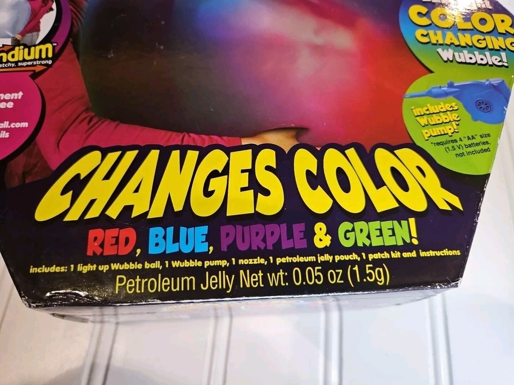 Super Wubble Brite With Wubble Pump - Changes Colors