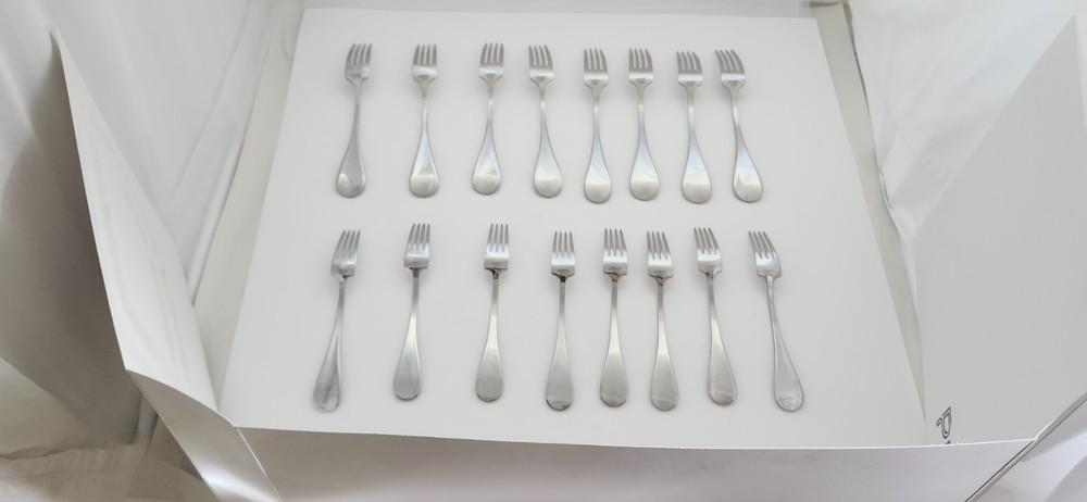 Rare Hampton Silversmiths Montefiore Flatware 5PC Place Sets Glossy Ridge 7 Max