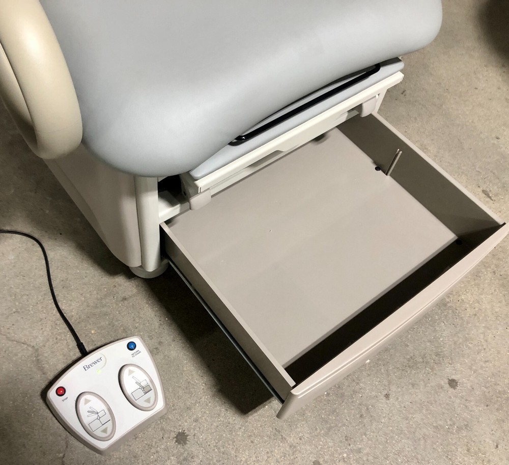Brewer 6501 Access High-Low Exam Table