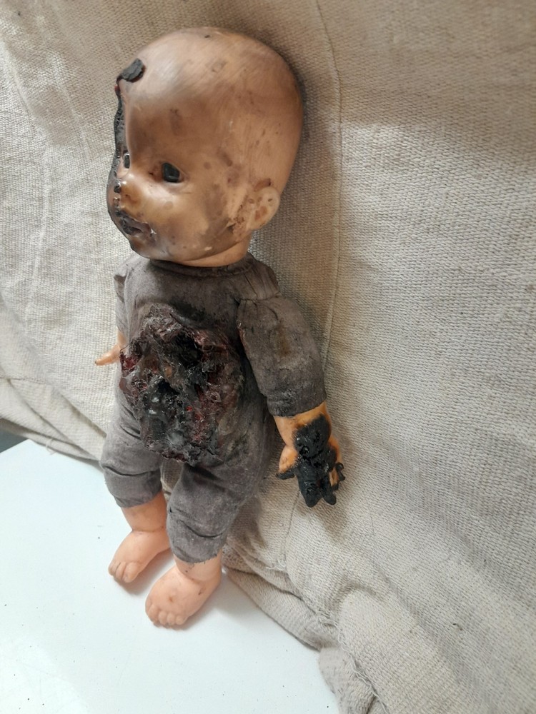 Val / Haunted Doll / READ DESCRIPTION