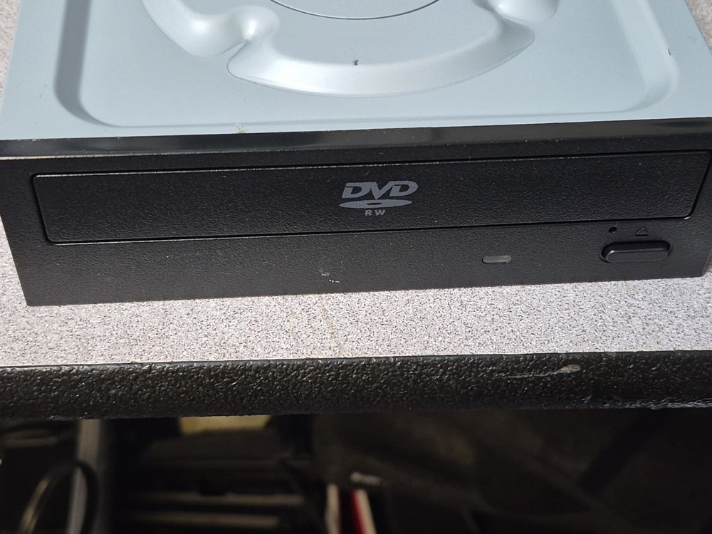 Dell DH-16D5S CD/DVD-ROM Drive Rewritable