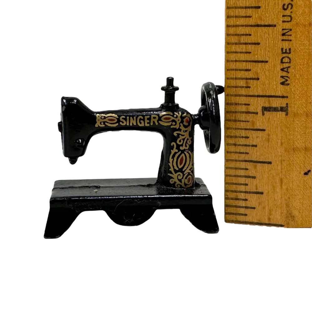 EFCO Miniature SINGER Sewing Machine Black Painted