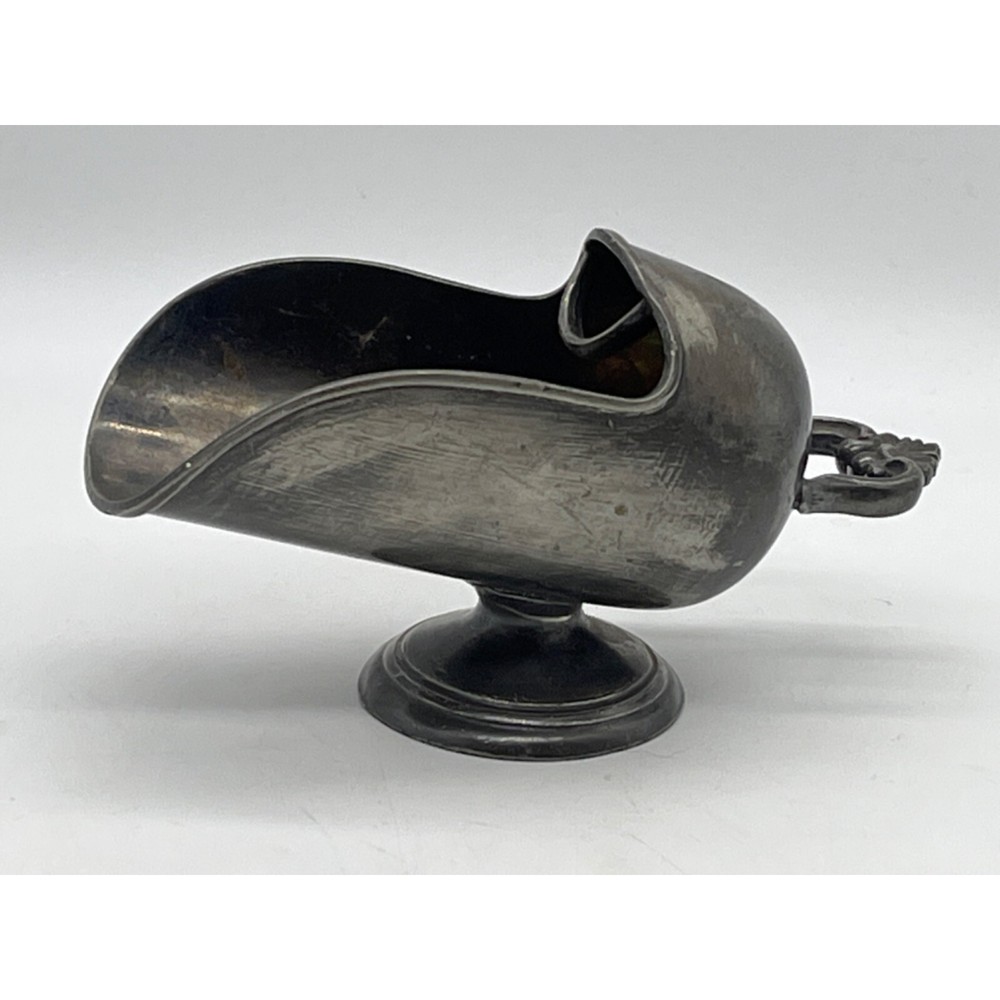 Vintage Silverplated Sugar Scuttle Scoop