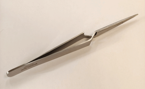 Bulldog Tweezer Clamp