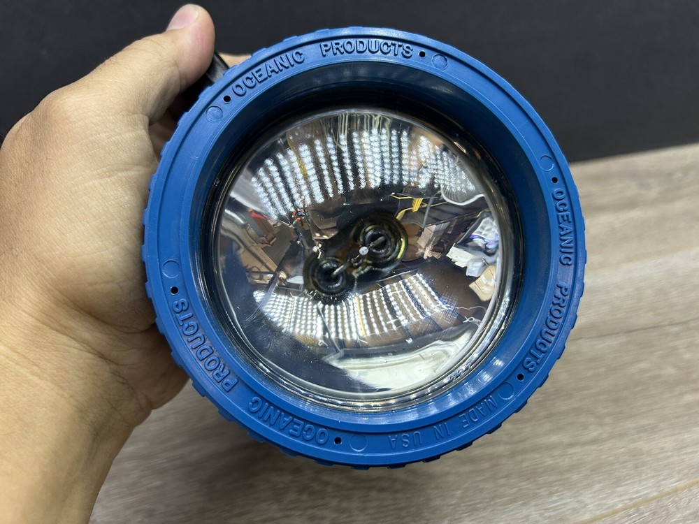 Vintage OCEANIC Ocean Pro Dive Snorkel Flashlight Hand Light