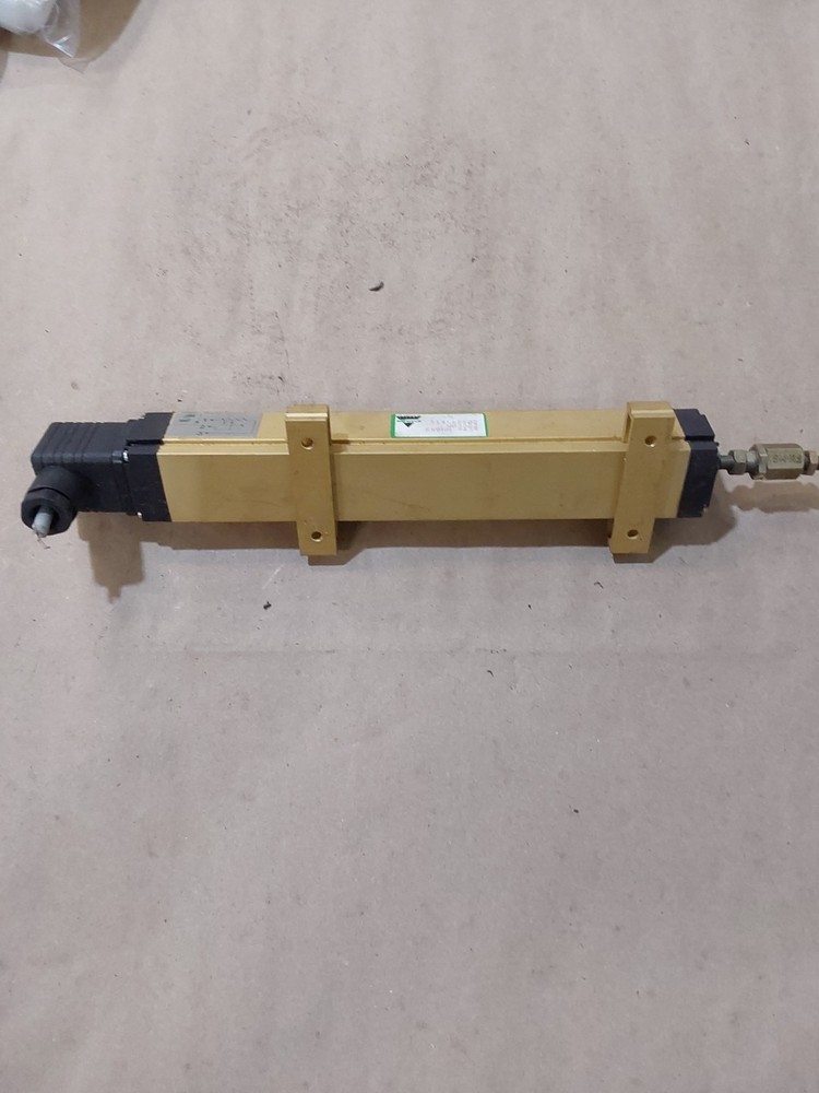 SFERNICE Displacement unit, type 114L6D502W3382,
