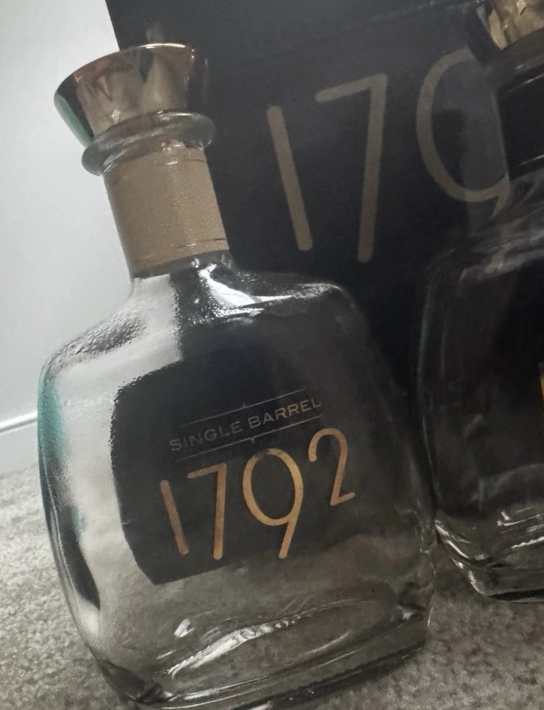 1792 full proof empty Single Barrel Select Kentucky bourbon Straight plus box