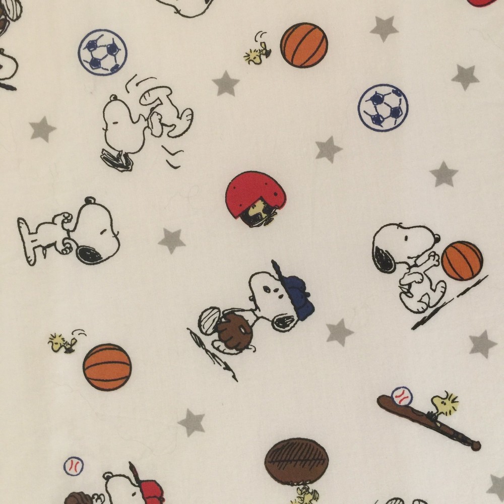 Snoopy Crib Sheet Sports Pattern 2018