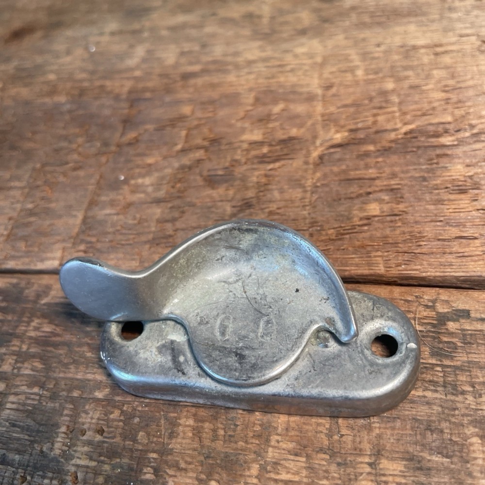 Window Sash Lock Latch Vintage Craftsman Solid Smooth Plate (Replacement)