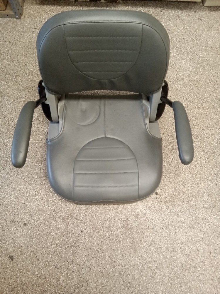 Auto Go Vision Folding Mobility Scooter Seat Gray ML1