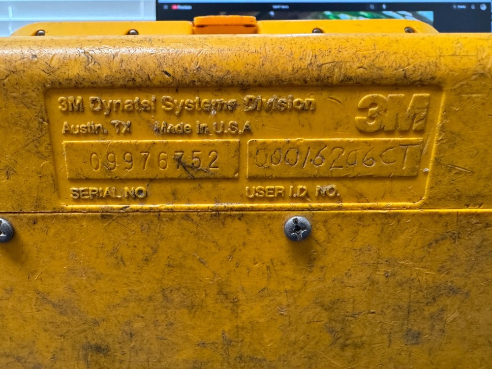 3M Dynatel 965 Subscriber Loop Analyzer Powers On