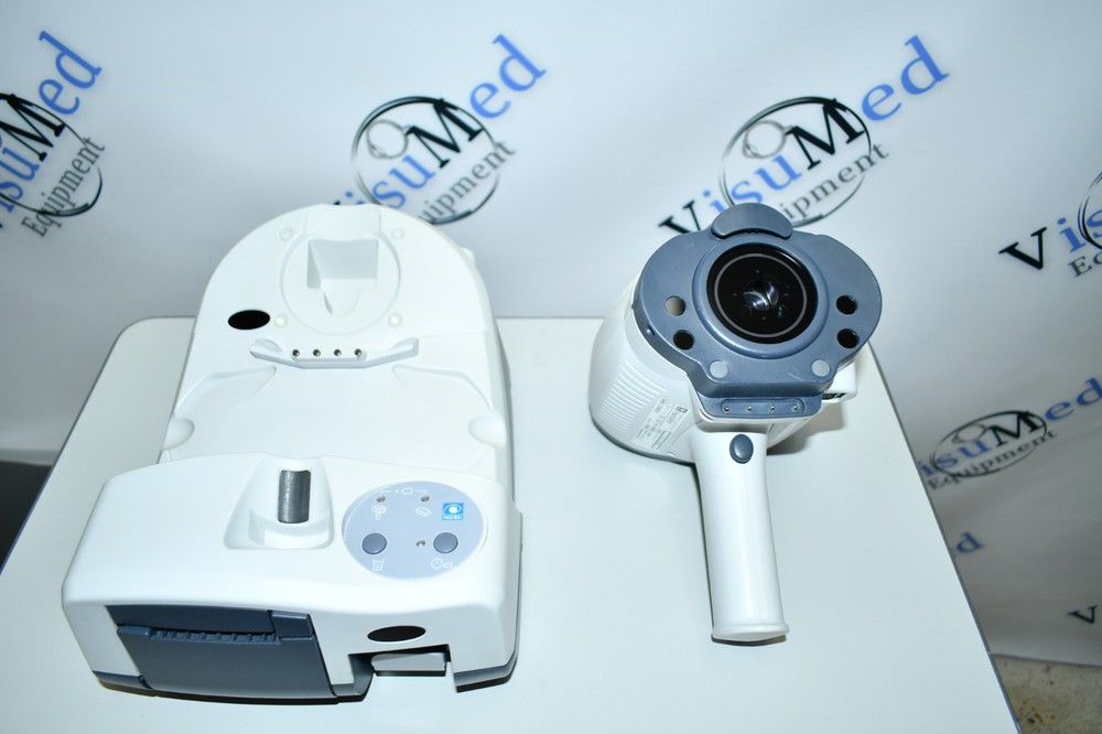 Nidek Handyref portable autorefractor
