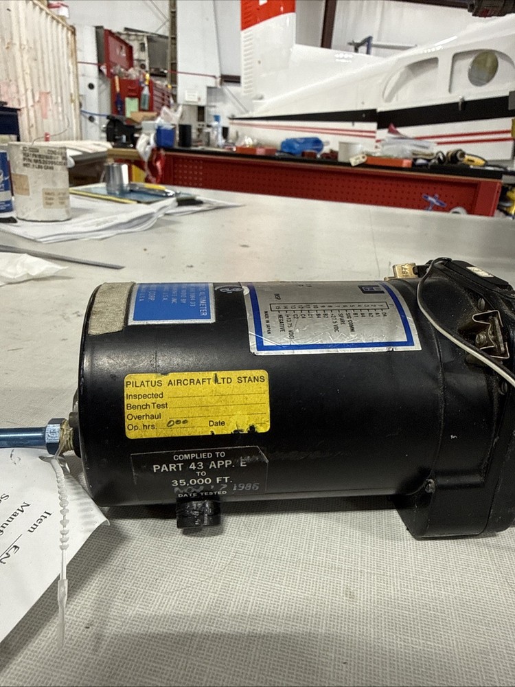 Encoding altimeter United instruments Removed From Pilatus Porter PC-6