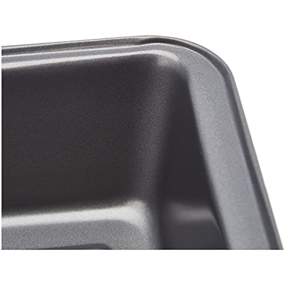 Amazon Basics Rectangular Nonstick Bread Loaf Pan for Baking Meatloaf with Even