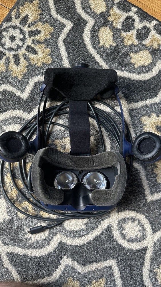 HTC Vive Pro Virtual Reality Headset System