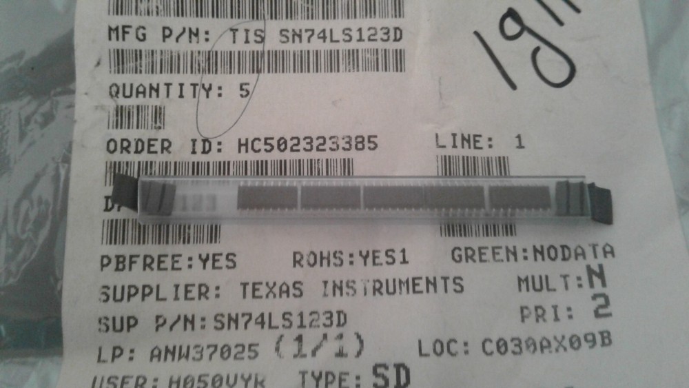 ( 5 pcs ) SN74LS123D, TI, IC,