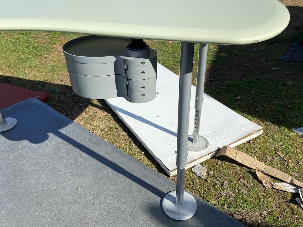 Vintage Herman Miller Resolve Workstations For Two
