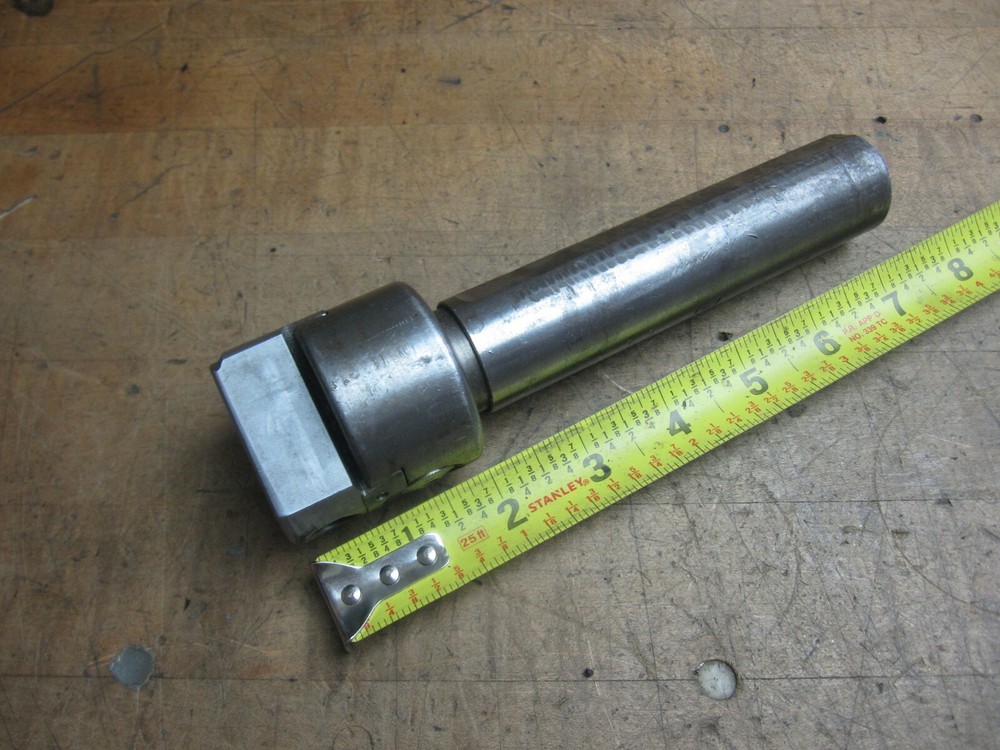 Micro adjustable boring head with 1-1/4" shank 1/2" capacity