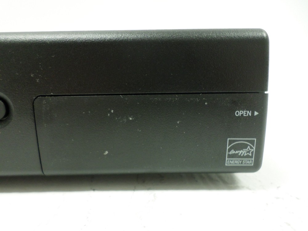 DirecTV Digital Television Multi-Satellite Receiver Box D12-100