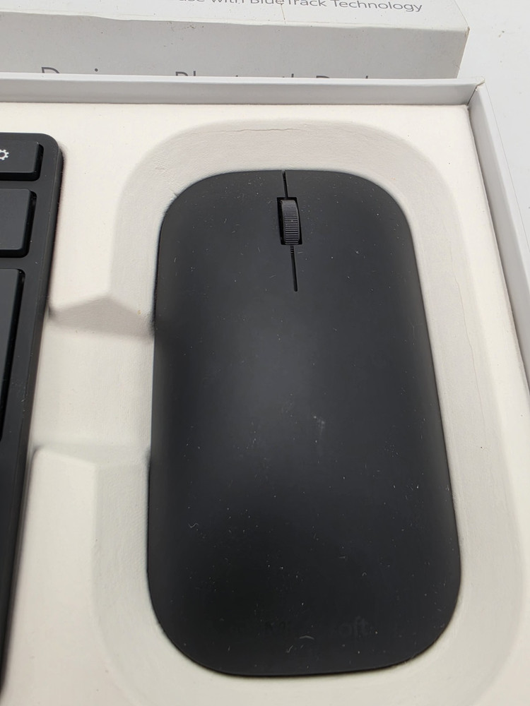 Microsoft Designer Bluetooth Desktop Keyboard & Mouse Model:1678/1679 Open Box