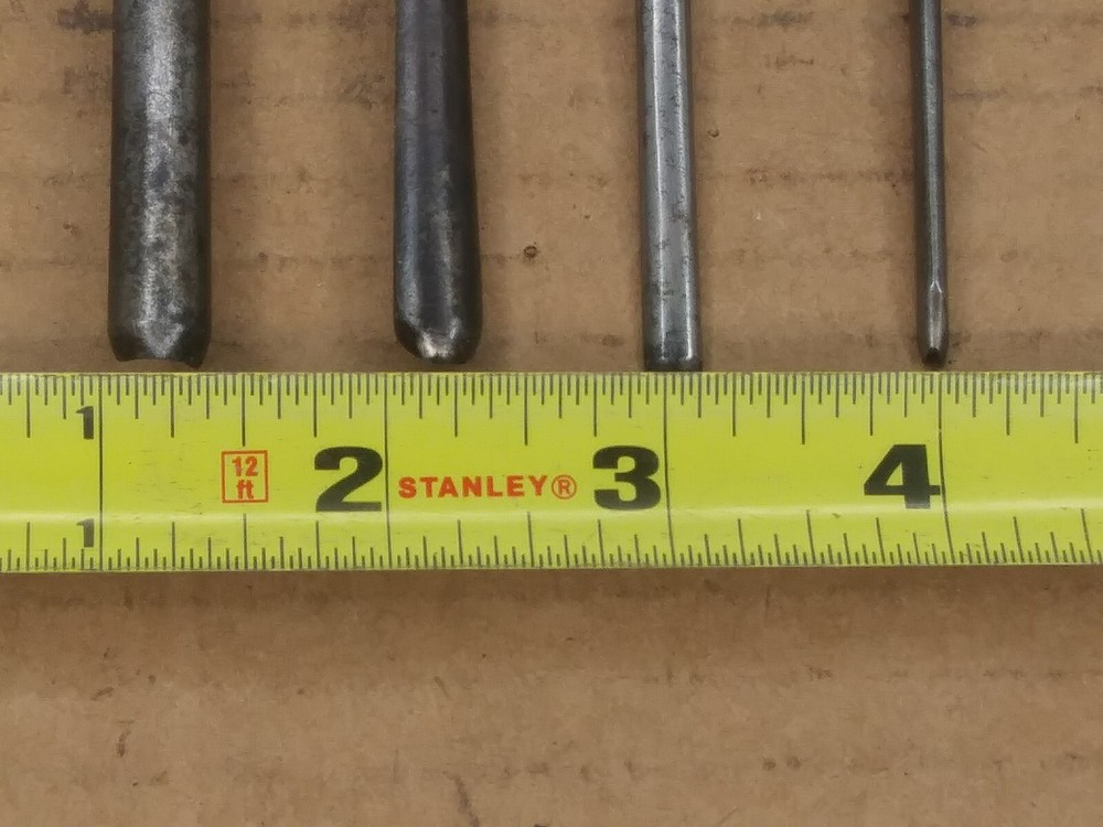 IV93 Lot of 4 Buck Gouges Chisels 3/16", (2) 5/16" & A Vee