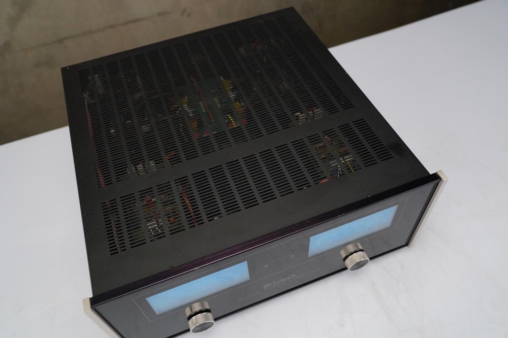 McIntosh MC300 Solid State 300W Power Amplifier Serviced #48192