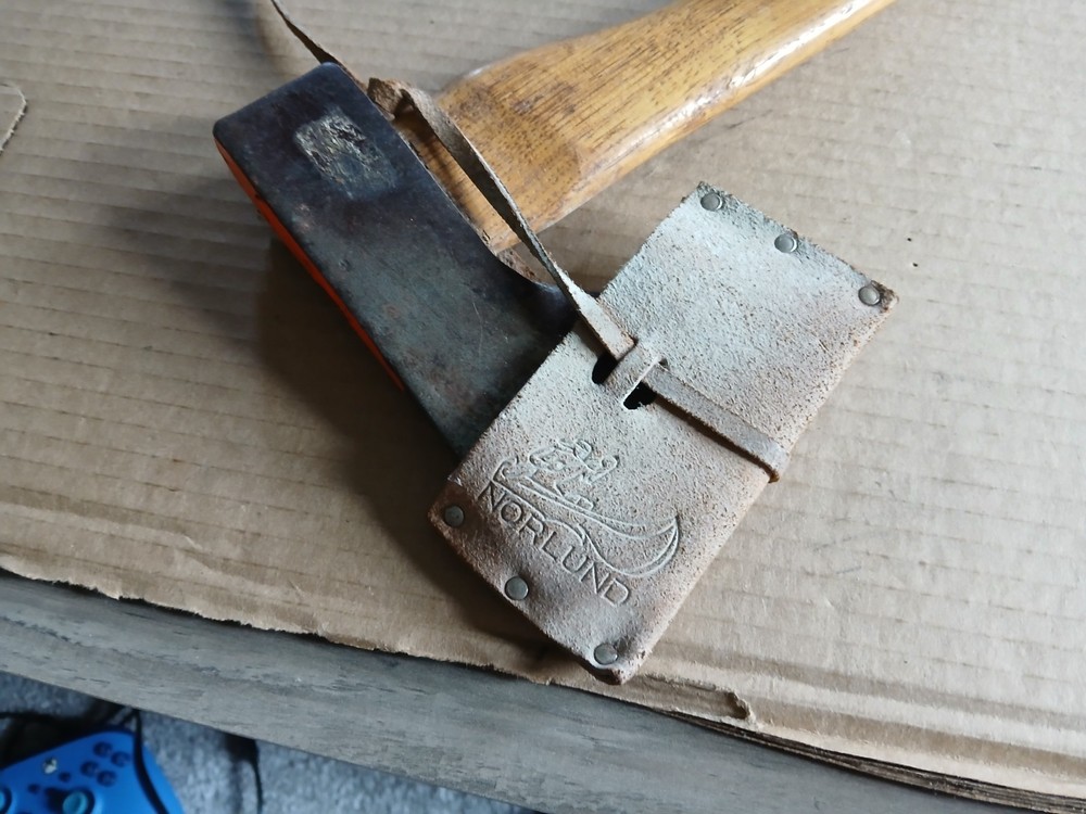 Genuine Norlund Axe w/ Cover