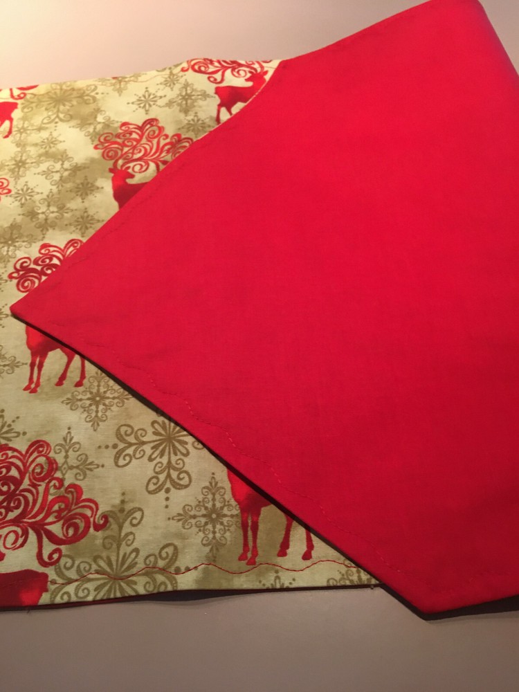 Table Runner Christmas Raindeer