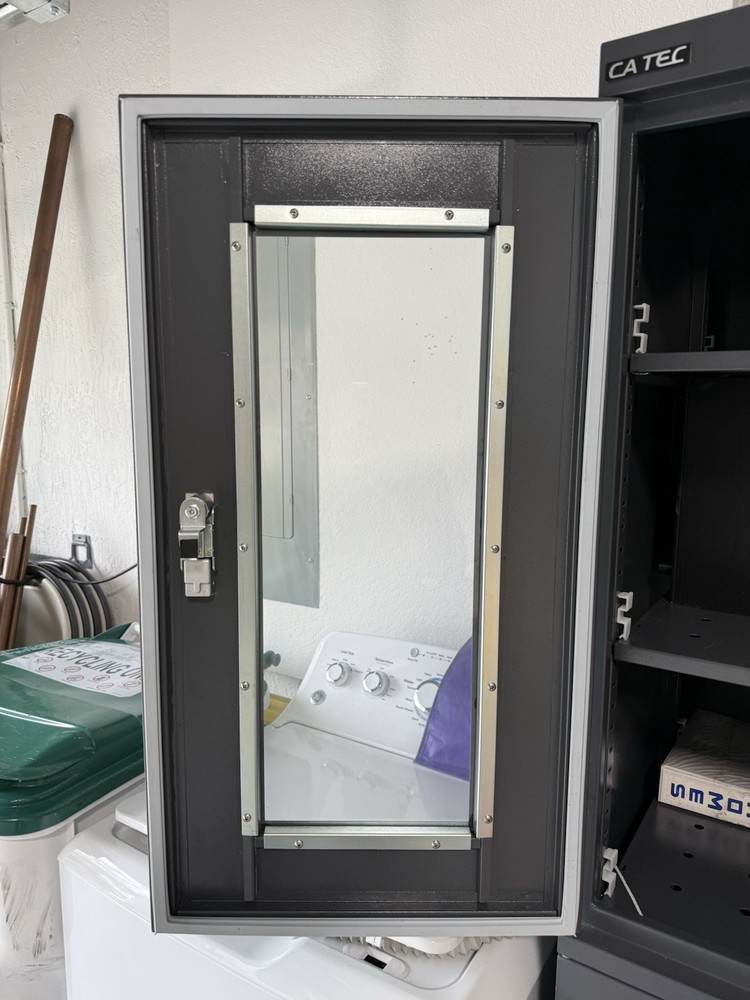 auto dry cabinet