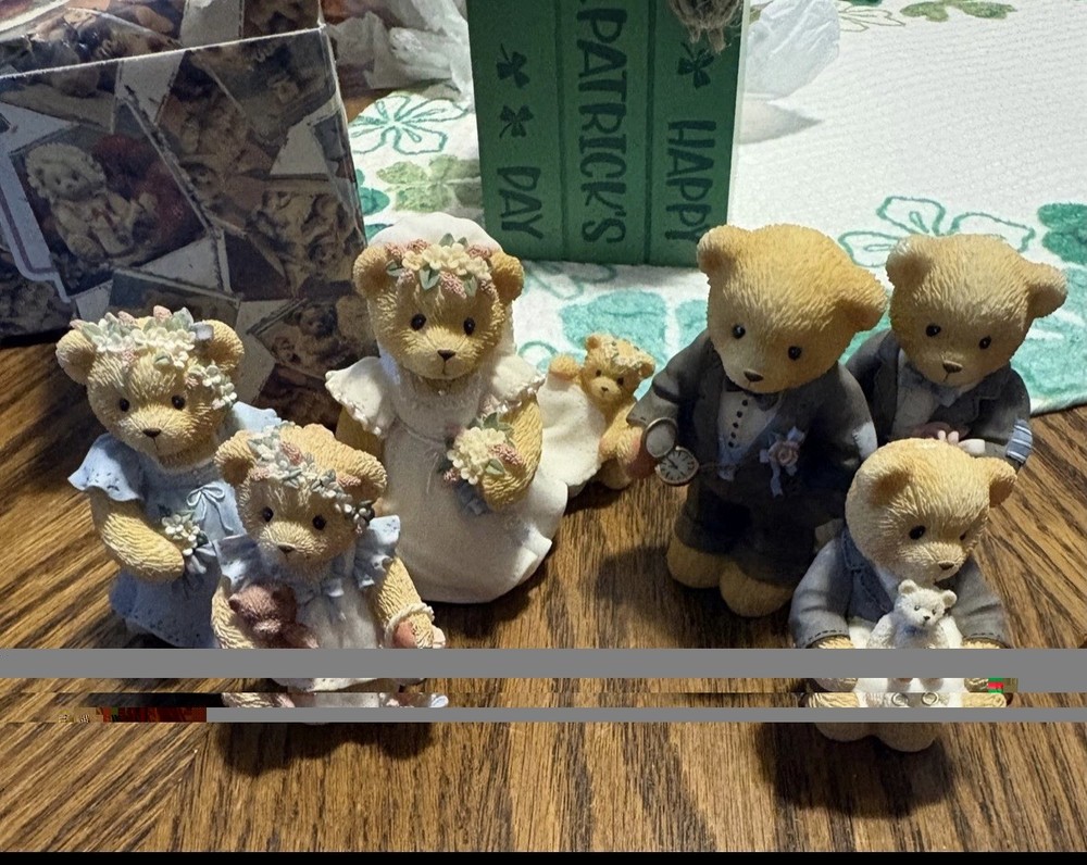 Cherished Teddies Complete Wedding Set With Boxes.