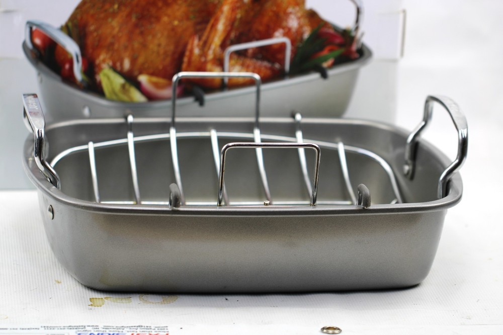 CIRCULON ROASTER PAN Nonstick with Rack - 17” X 13”