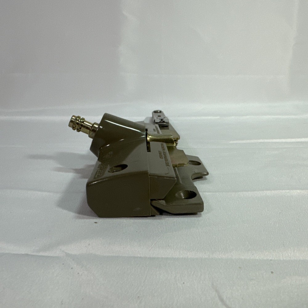 Andersen Split Arm Operator in Stone Color (1982-1995)