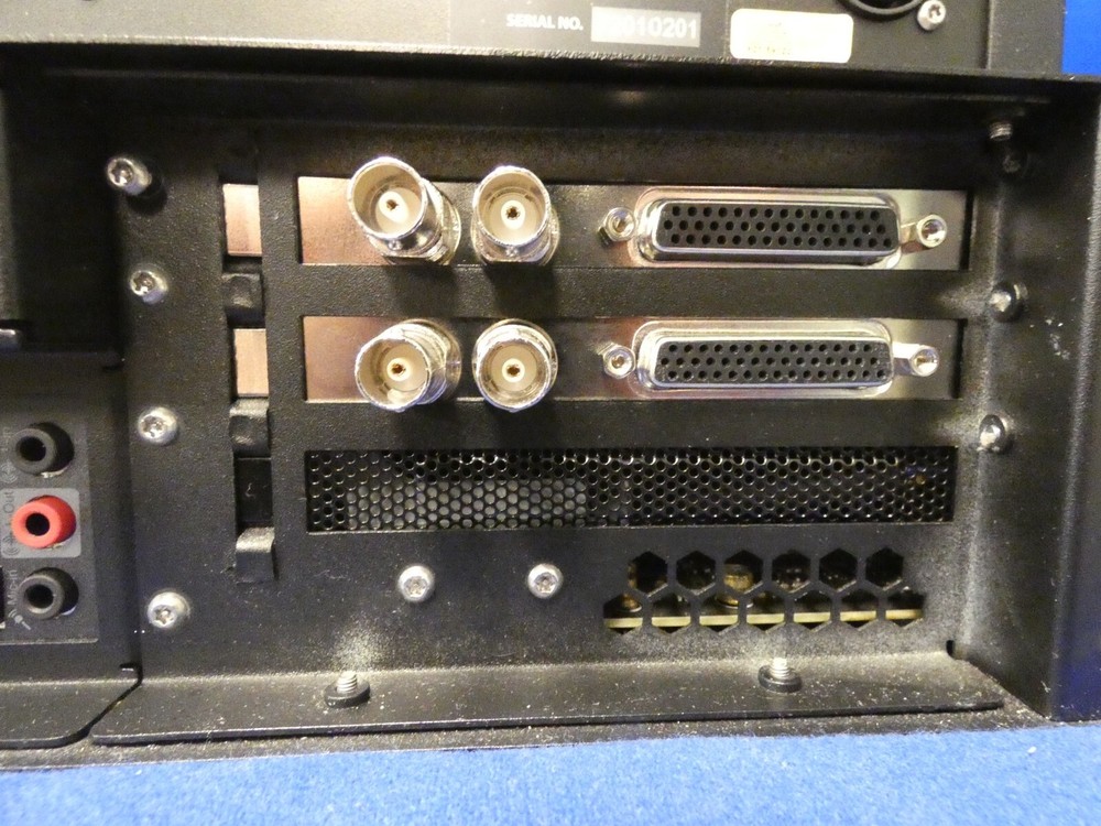 Quicklink ST500 Studio-In-A-Box & ST200 Encoder & Decoder, Case, Scarlett 2i2