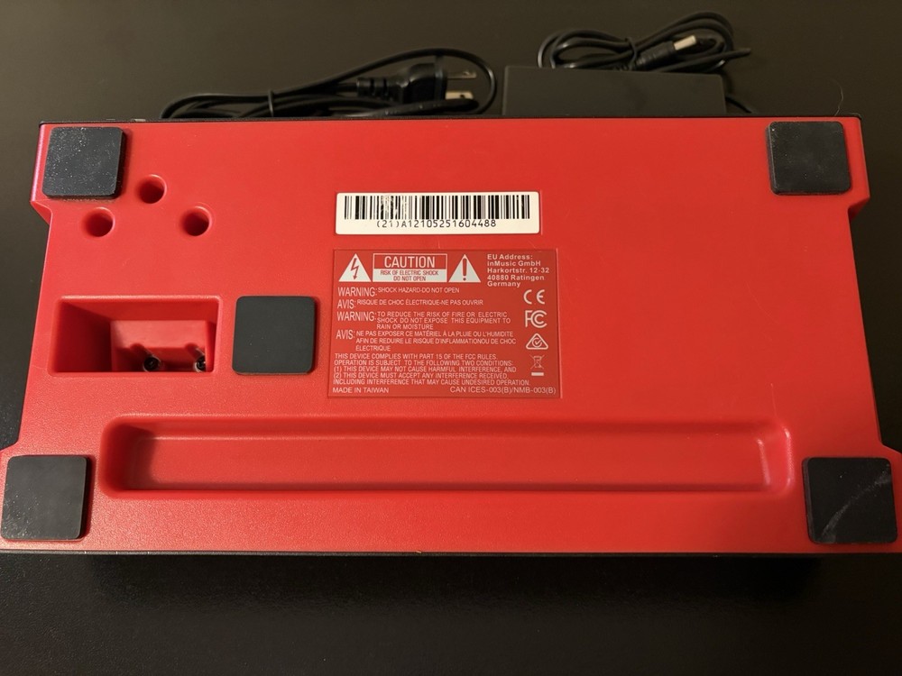 HeadRush MX5 Amp Modeling Guitar Effects Processor Tested With Power Cord