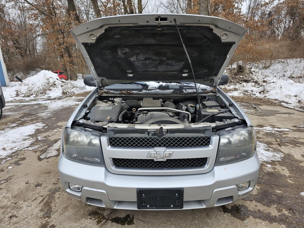 TRAILBLAZ 2009 Headrest 2413651