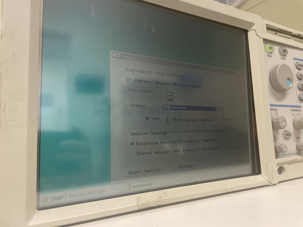 AGILENT 16702B LOGIC ANALYSIS SYSTEM