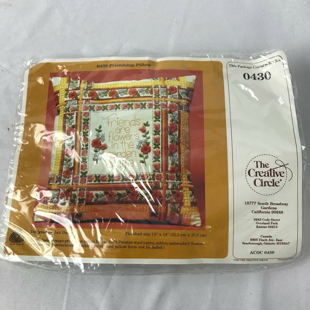 The Creative Circle #0430 Friendship Pillow Kit 1982