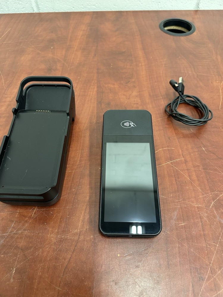 Stripe BBPOS WisePOS E Card Reader + Ethernet Dock - Slightly Used