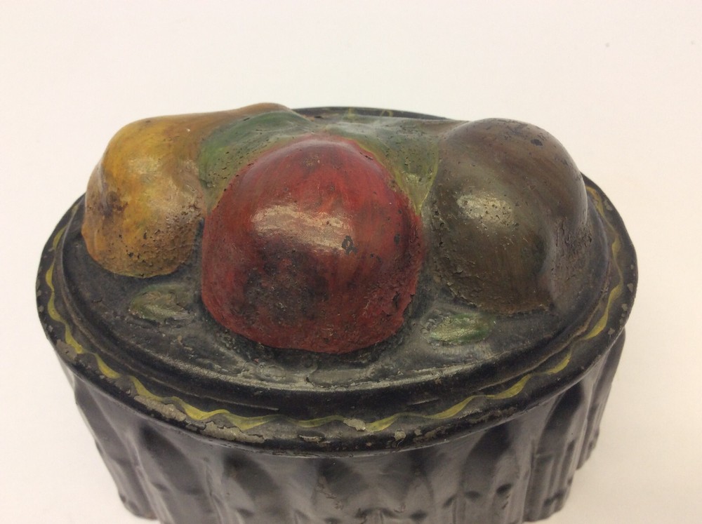 Hand Painted Bundt Cake Fruit Mold Decorative Tin Primitive Bakeware