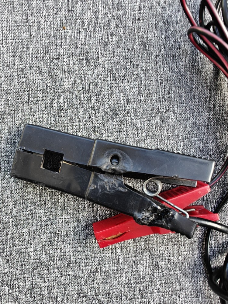 EQUUS 3022 7-Function Analyzer W/ Inductive Pickup. Ohms Works. Rest Untested