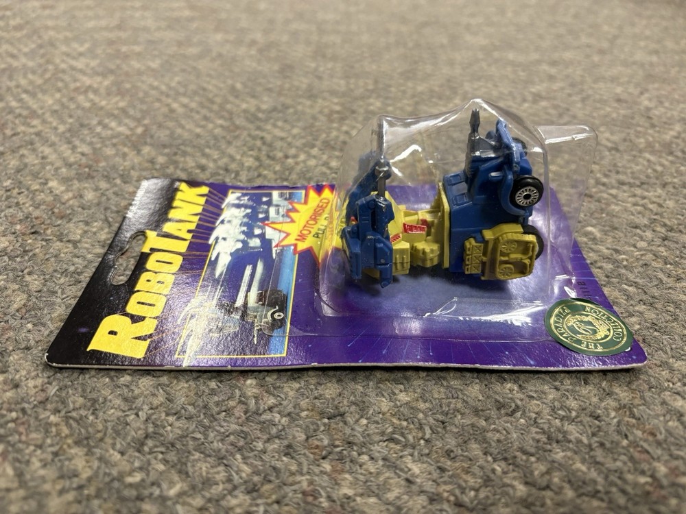 + RoboTank Motorized Pull Back Action 2 in 1 Yellow & Blue Robot NIP CM-111B