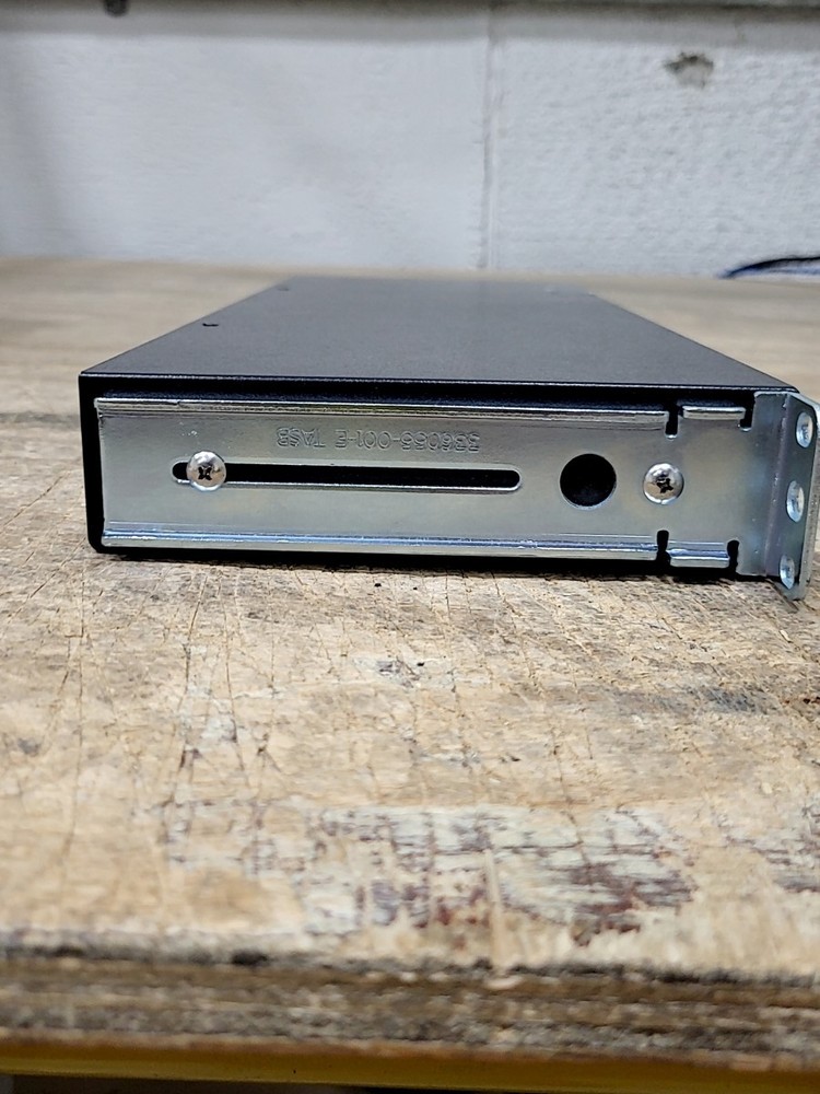 HP AF617A 513736-001 KVM Switch SEE NOTES