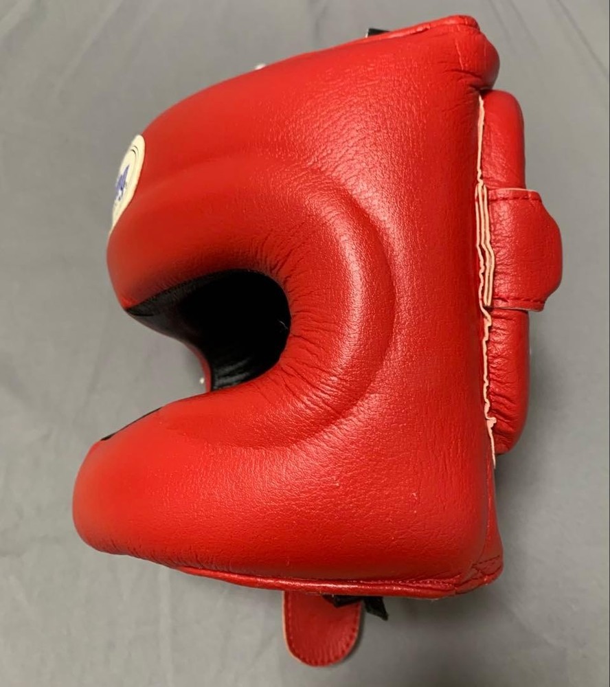 Winning Headgear FG 5000 Red Size M Used