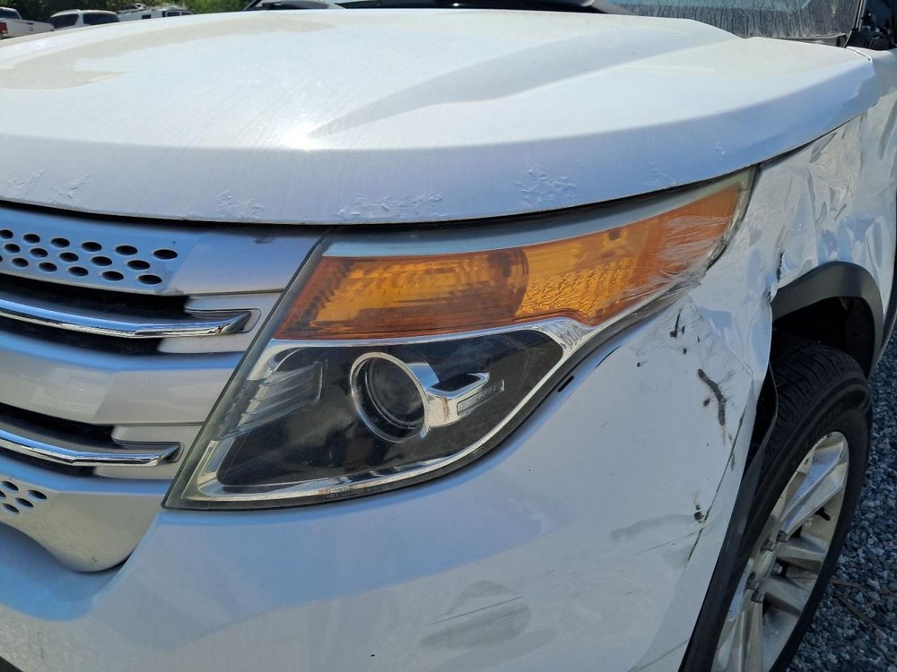 Console Front Floor XLT Without Select Shift Fits 11-15 EXPLORER 4799449